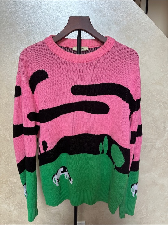 CECANY Sweaters - CECANY Cow Crewneck Sweater size medium